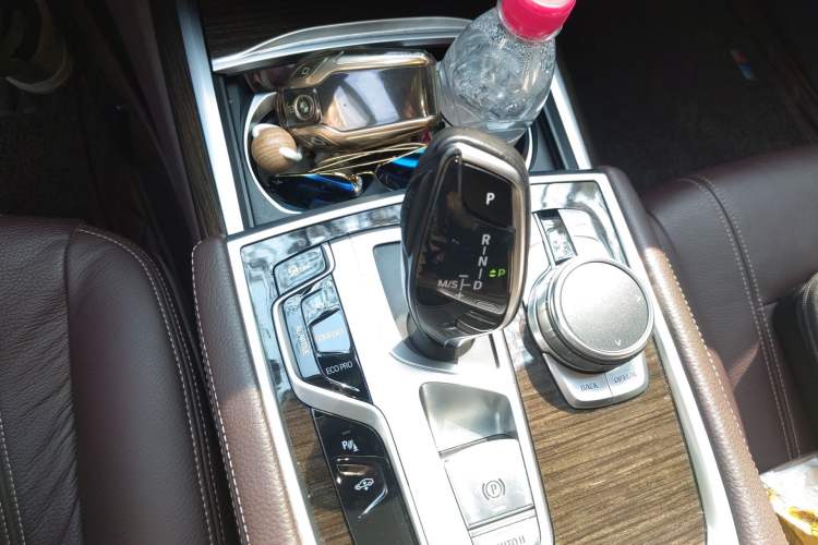 Used BMW 7 Series 2018 730Li Leading Model Excellence Package
