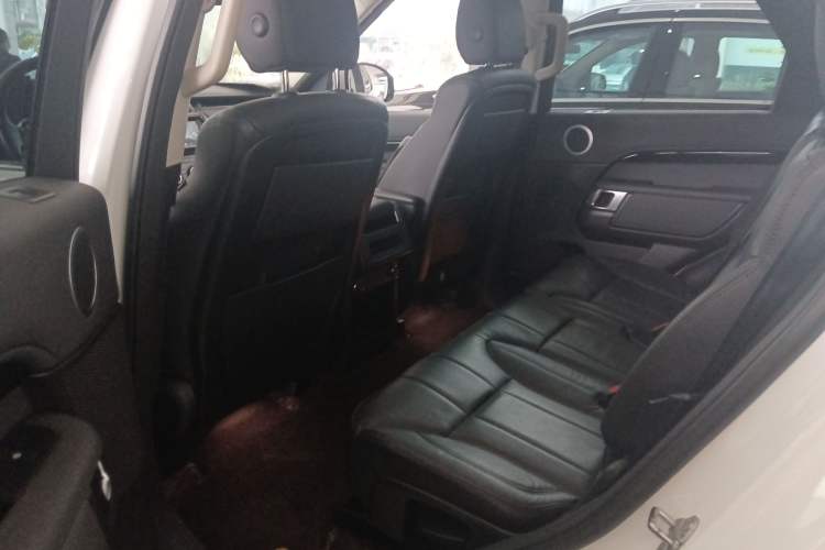 Used Land Rover Discovery 2017 3.0 SC V6 SE