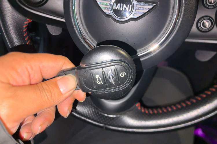 Used MINI 2016 2.0T COOPER S
