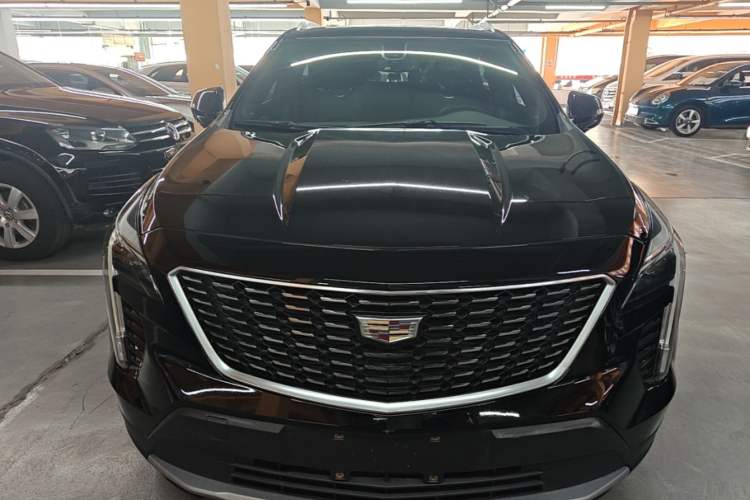Used Cadillac XT4 2020 28T Two-Wheel-Drive Leading Version
