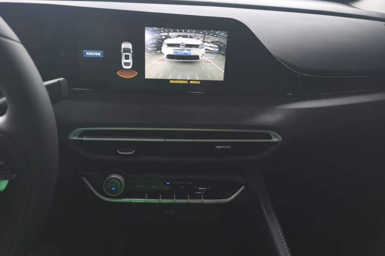 Used Changan Eado 2022 PLUS 1.6L GDI Manual Luxury Model