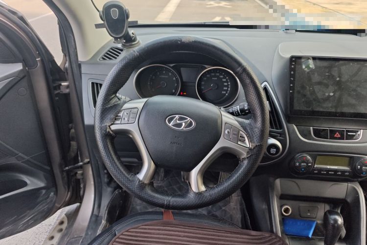 Used Hyundai ix35 2010 2.0L Automatic Two-Wheel Drive Elite Edition GLS