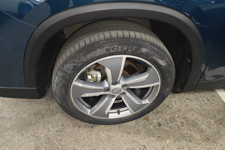 Used Geely Auto Haoyue L 2023 2.0T DCT Flagship Version
