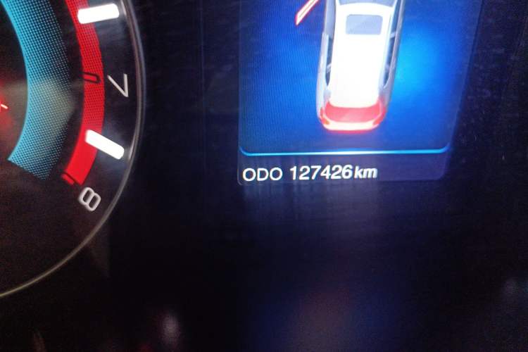 Used Haval H2 2017 Red-Label 1.5T Manual Two-Wheel Drive Luxury Model Odometer Close Up