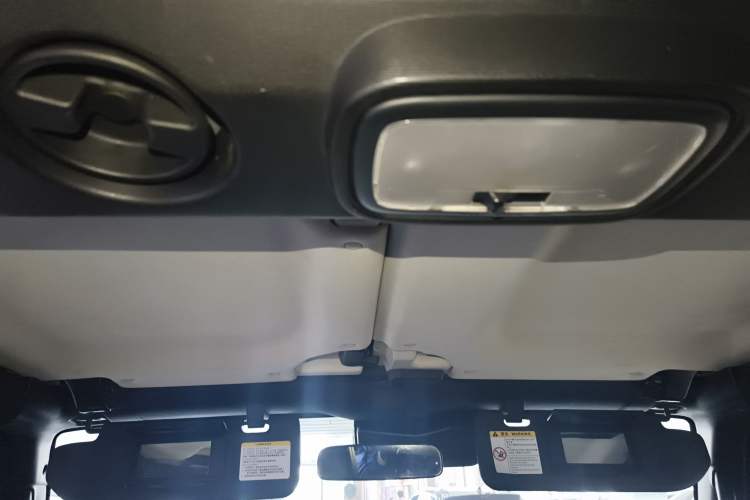 Used BAIC Off-Road BJ40 2020 2.0T Automatic Four-Wheel Drive Urban Hunter Edition Chivalrous Type
