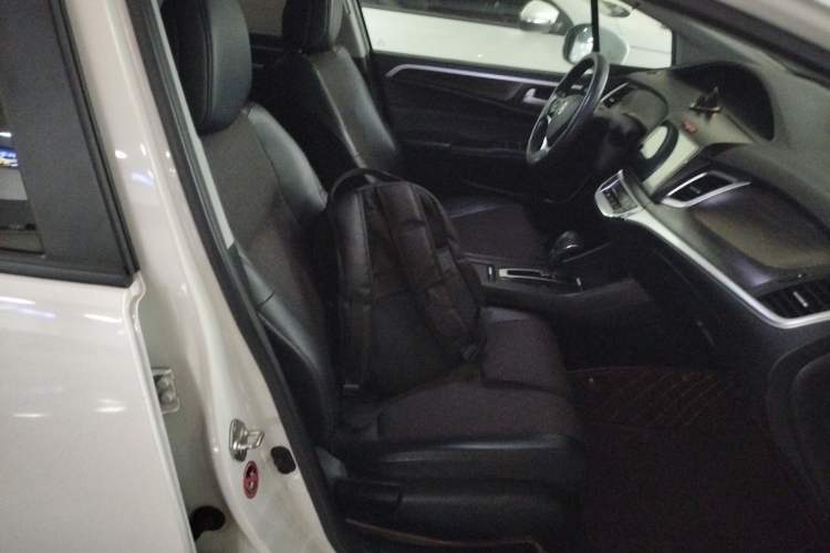 Used Honda Jade 2017 1.8L automatic Comfort version 5 seats