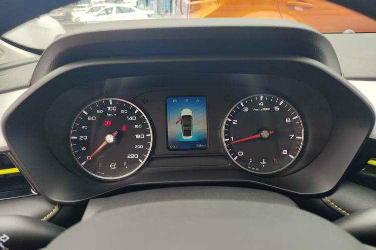 Used Roewe i5 2021 1.5L Manual Diamond Edition Instrument Cluster
