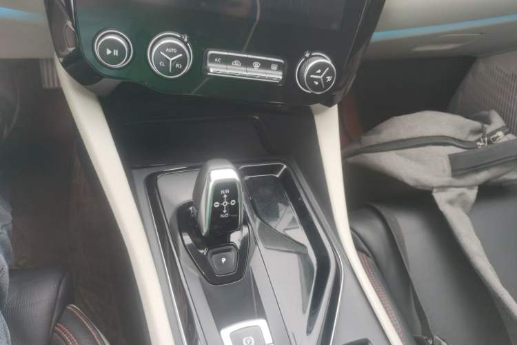 Used Lynk & Co 02 2020 1.5T DCT Two-Wheel Drive Zhaobao Version