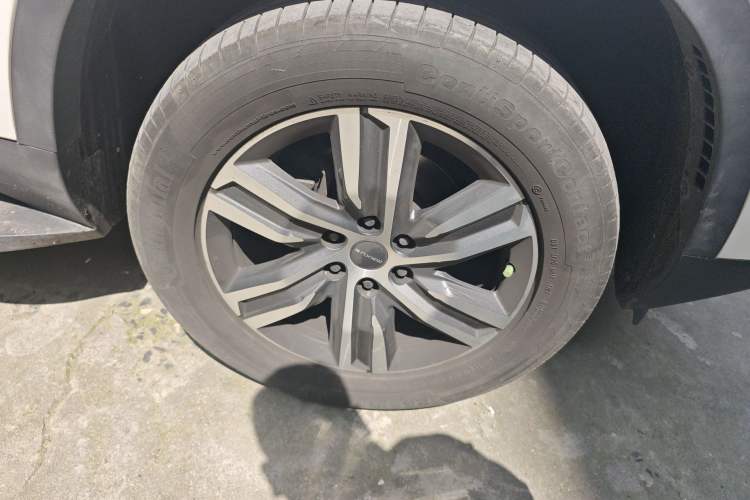 Used SAIC MAXUS D90 Pro 2021 2.0T Gasoline 4x4 Luxury Edition 7-Seater
