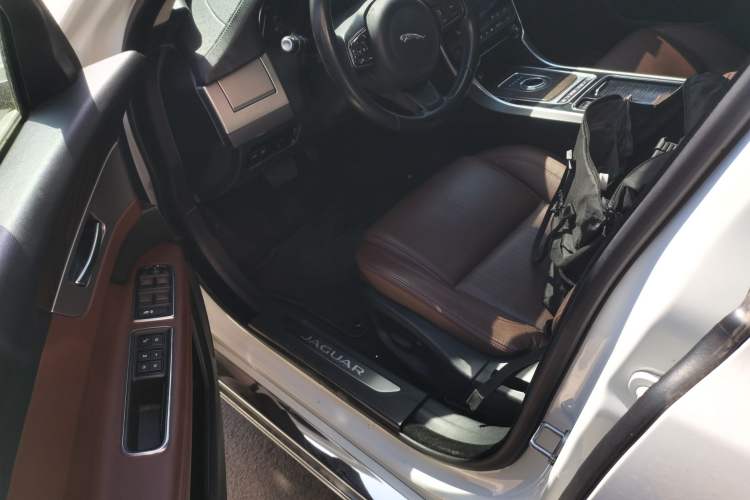 Used Jaguar XFL 2017 XFL 2.0T 200PS Luxury Edition