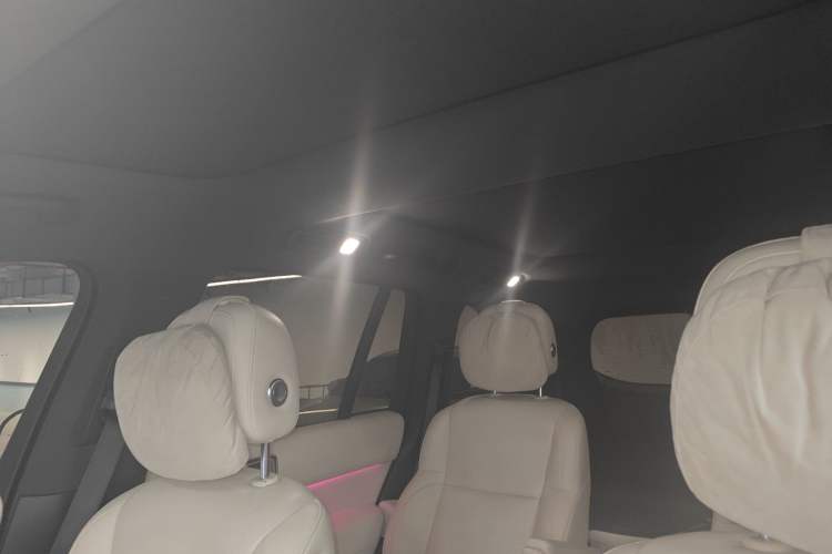 Used Li Auto L8 2023 Pro Model
