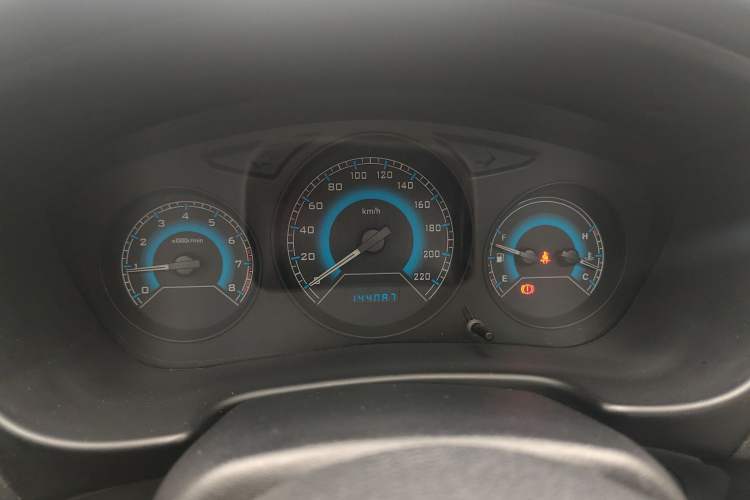 Used Soueast V3 Lingyue 2015 1.5L Manual Style Edition Instrument Cluster