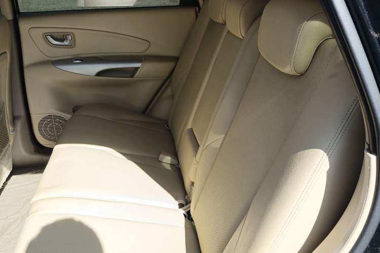 Used Hyundai Tucson 2006 2.0L Automatic 2WD Comfort Edition Left Rear Seat