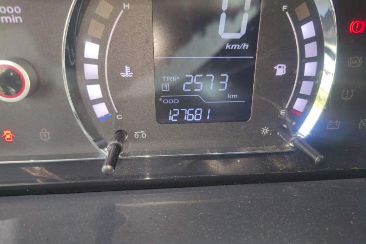 Used Roewe 350 2013 350S 1.5L Manual Xunchi Edition