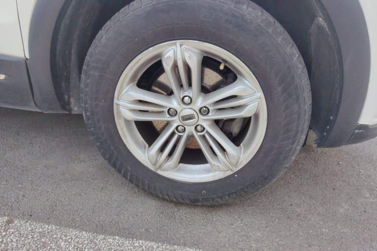 Used Qoros 5 2018 Revised Version 1.6T Automatic Leading Edition
