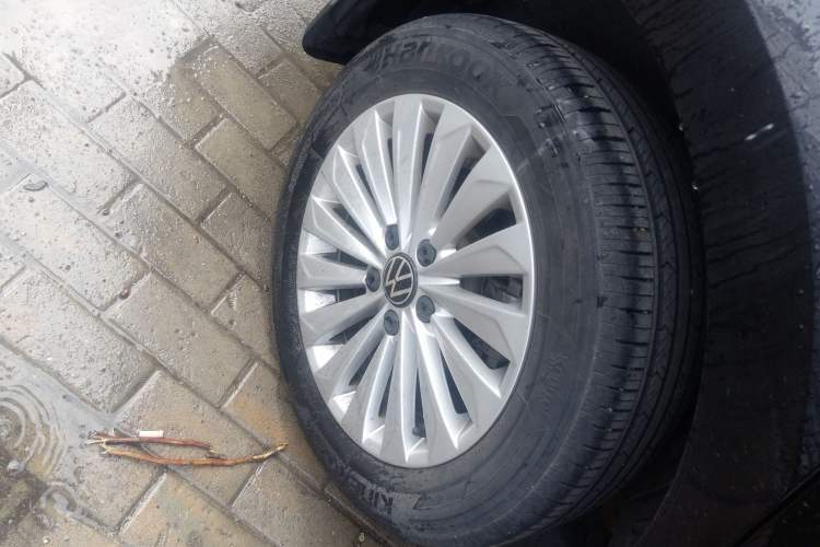 Used Volkswagen Lavida 2021 1.5L Automatic Comfort Edition
