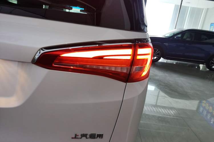 Used Buick GL8 2017 ES 28T Premium Version China V Standard
