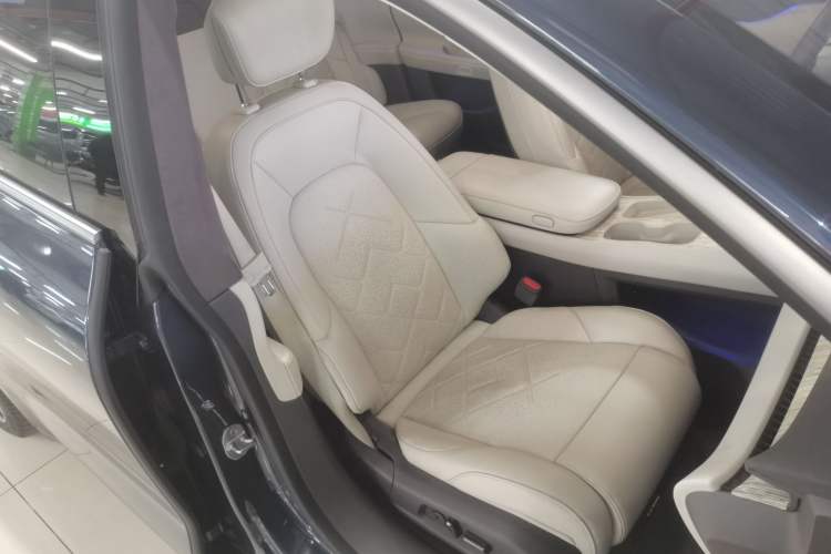 Used Nio ET7 2022 100kWh First Edition
