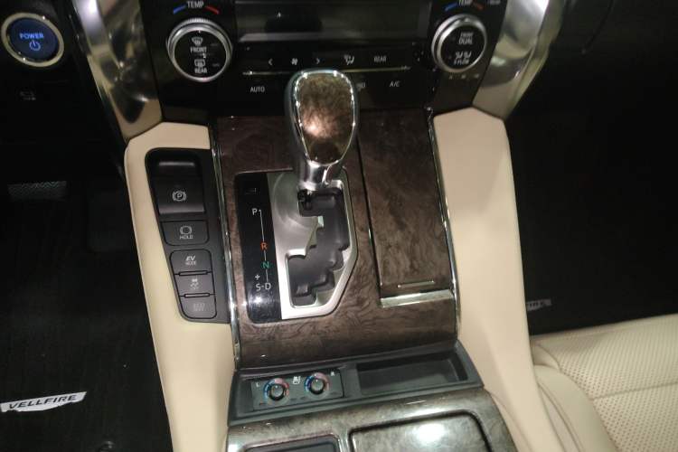 Used Toyota Vellfire 2020 Dual-Engine 2.5L HV Prestige Edition
