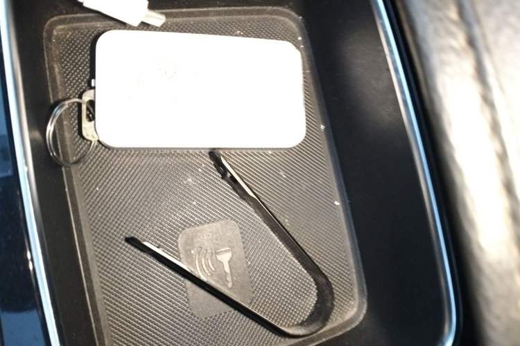 Used BYD Tang New Energy 2018 DM 2.0T All-Wheel Drive Smart Connectivity Luxury Model 7 Seats China V Emission Standard
