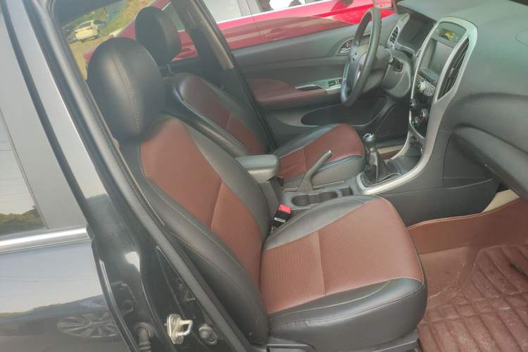 Used BYD F3 2015 Energy-Saving Edition 1.5L Manual Luxury Model