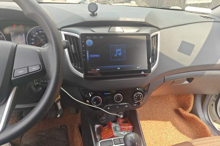 Used Hyundai ix25 2017 1.6L Manual Fashion Model