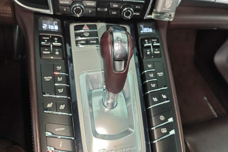 Used Porsche Panamera 2016 Panamera 4 Edition 3.0T Gear Lever