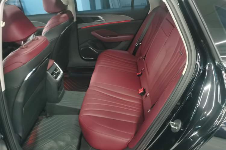 Used Hongqi H5 2024 2.0T Automatic Smart Connect Flagship Edition