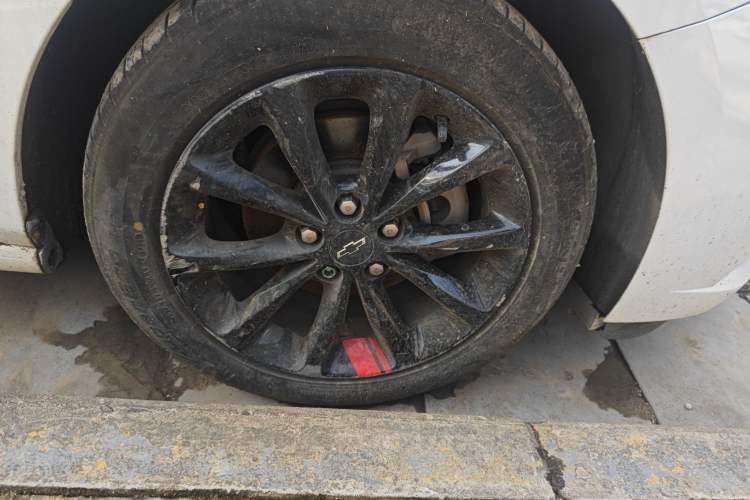 Used Chevrolet Cruze 2018 Redline 320 Automatic Pioneer Edition