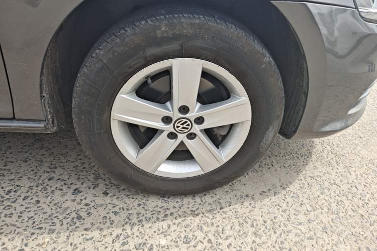 Used Volkswagen Bora 2013 1.6L Automatic Fashion Model