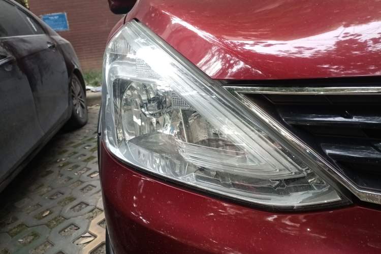 Used Nissan Livina 2013 JINRUI 1.6XV CVT Luxury Edition