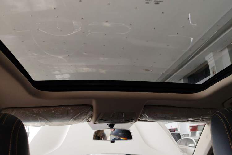 Used Bestune T77 2019 Facelift 230 TID Automatic Luxury Version China V Emission Standard
