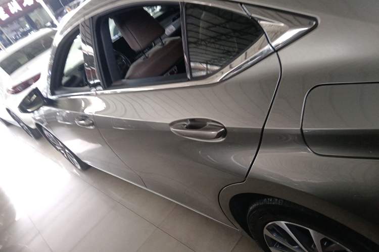 Used Lexus ES 2022 260 Excellence Edition
