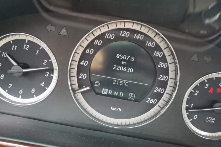 Used Mercedes-Benz E-Class 2010 E 260 L CGI Elegant Model