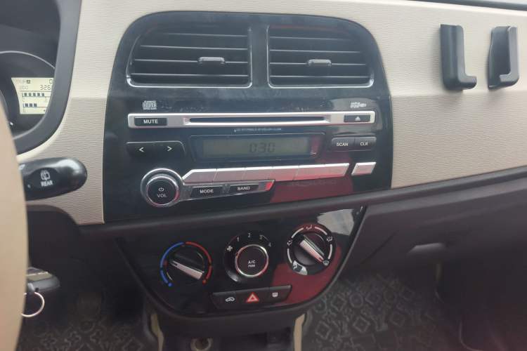 Used Oshan Olisway 2013 1.4L Manual Jingxiang Model
