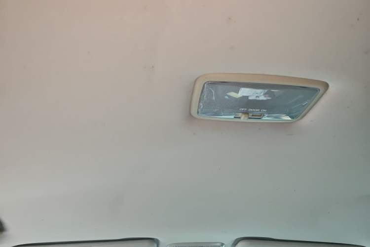 Used Great Wall C50 2014 Upgraded Model 1.5T Manual Fashion Edition
