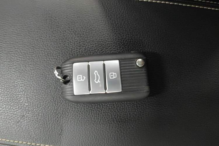 Used Roewe i6 New Energy 2019 PLUS 50T Internet Glory Flagship Edition