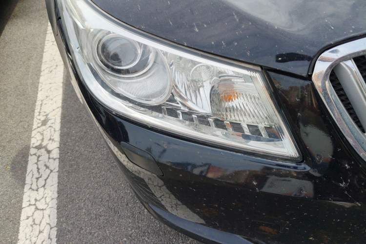 Used Buick LaCrosse 2011 2.4L SIDI Haoya Edition Right Front Headlight