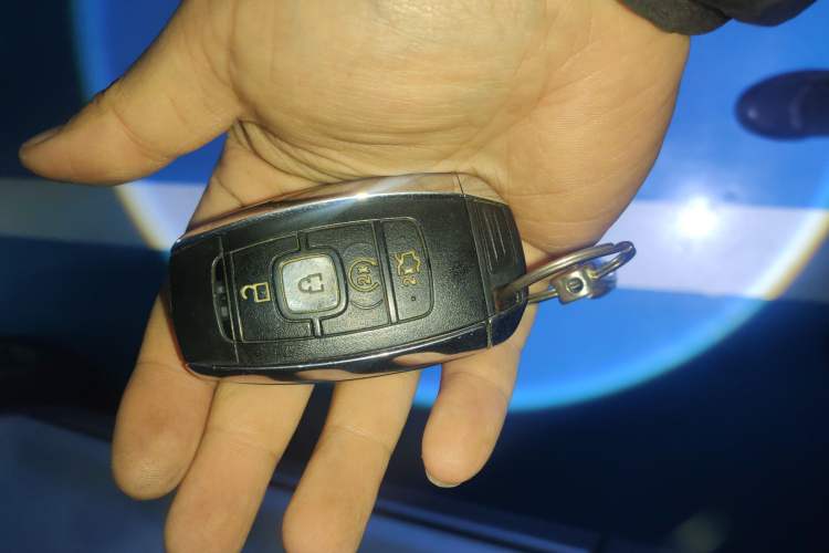 Used Lincoln MKC 2018 2.0T Two-Wheel Drive Deluxe Edition