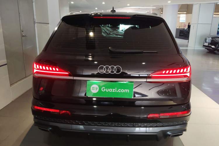 Used Audi Q7 2024 45 TFSI quattro S line Sport Edition
