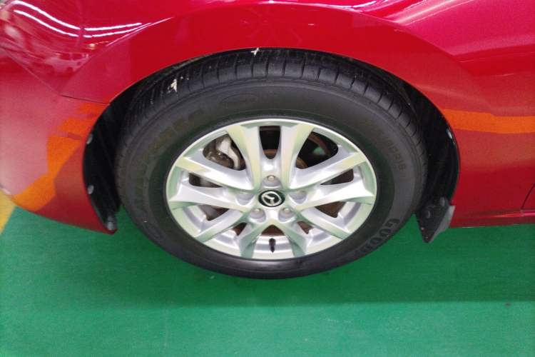 Used Mazda 3 Axela 2017 Sedan 1.5L Automatic Luxury Model Emission Standard China V Left Front Wheel Hub