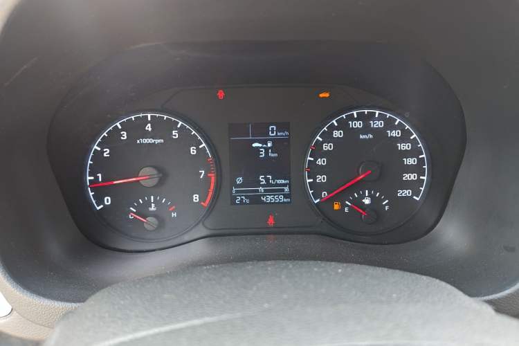 Used Hyundai Verna (new generation) 2016 1.4L Manual Cool Edition GLS Instrument Cluster