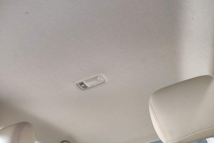 Used Nissan Sylphy 2012 Classic 1.6XE Automatic Comfort Edition Headliner