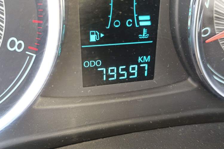 Used Chevrolet Lova RV 2016 1.5L Automatic Comfort Edition