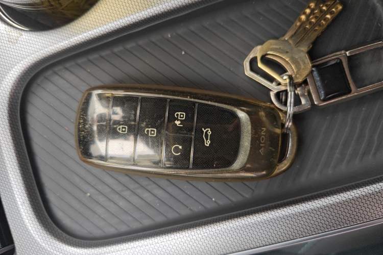 Used AION Y 2023 Plus 610 Smart Edition Ternary Lithium
