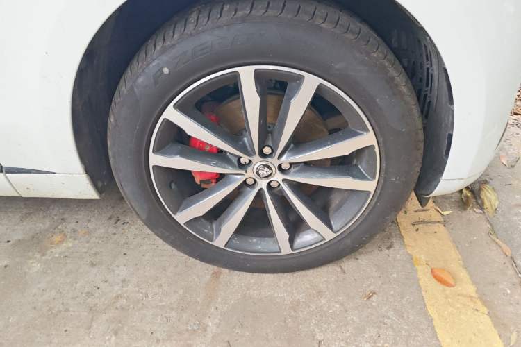 Used Jaguar F-PACE 2024 P250 R-Dynamic SE
