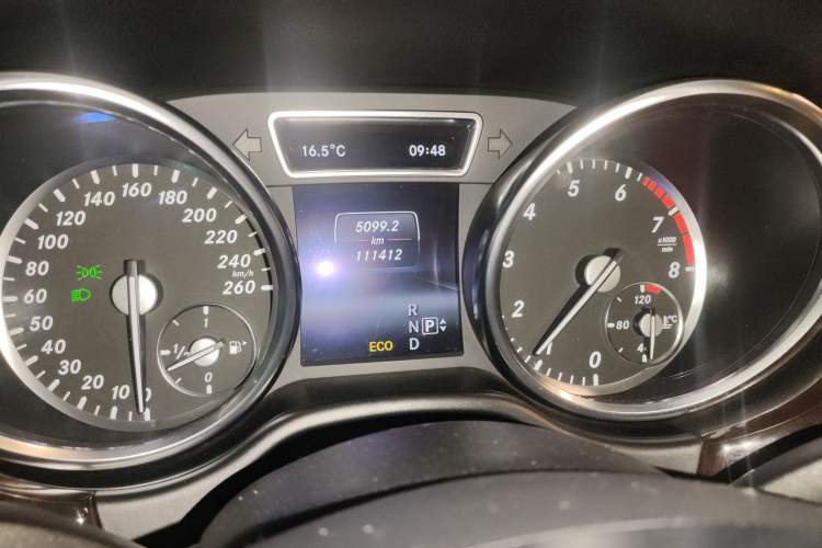 Used Mercedes-Benz M-Class 2014 ML 400 4MATIC Dynamic Model
