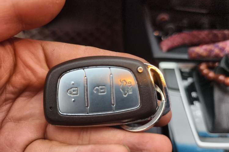 Used Hyundai Mistra 2014 1.8L Automatic Deluxe DLX Model Vehicle Key