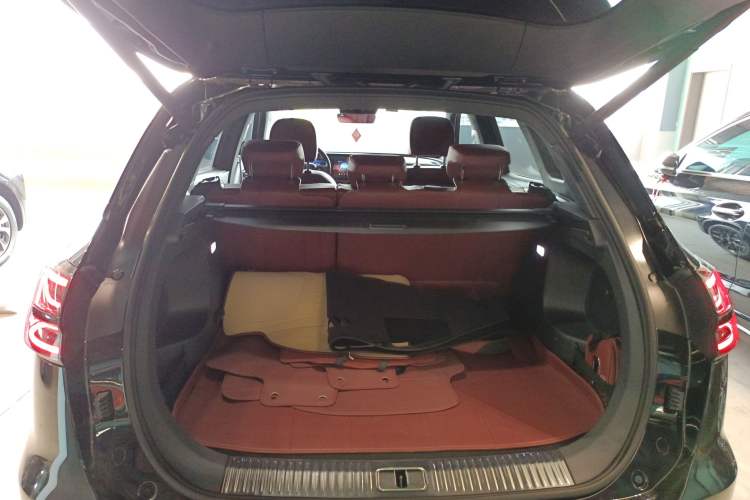 Used Hongqi HS5 2025 2.0T Two-Wheel-Drive Xuan Ying Edition