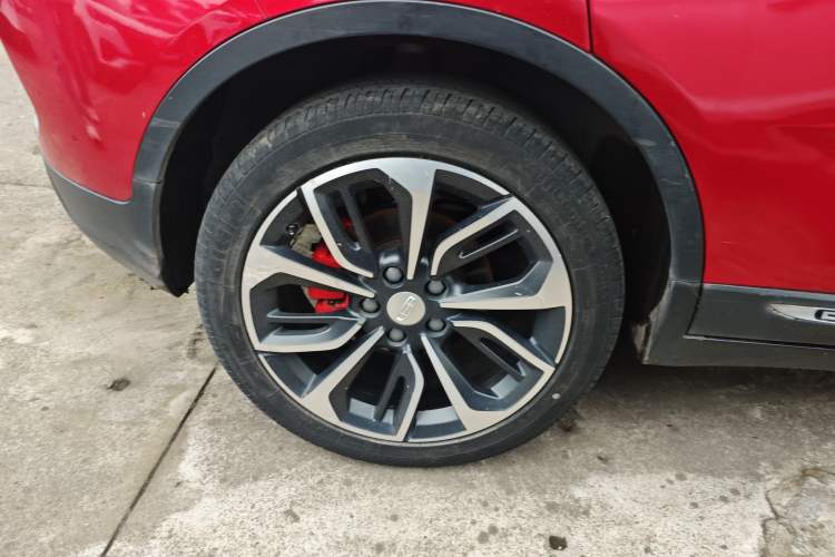 Used Geely Auto Emgrand GS 2019 1.5TD DCT Active Pro 260T Right Rear Wheel Hub
